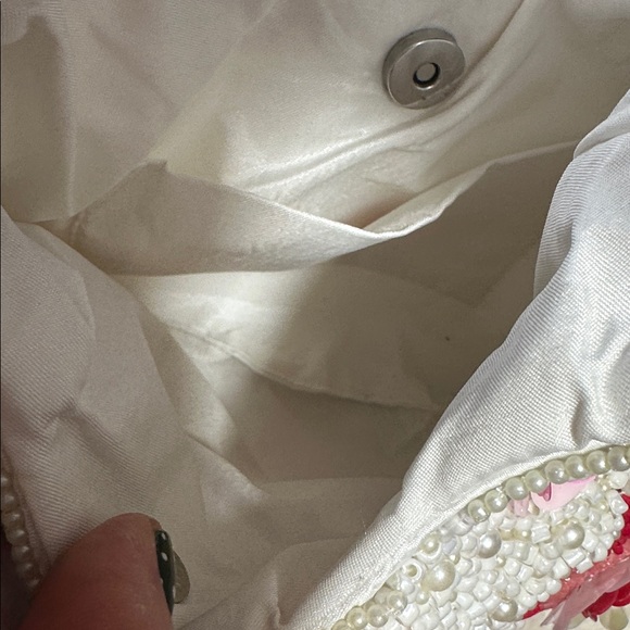 Made in India white beaded pink and red beaded hand bag - Picture 6 of 6